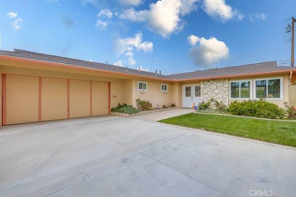 Huntington Beach, CA 92647,6531 Esta CIR