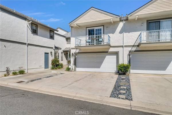 La Habra, CA 90631,871 W Country View #45