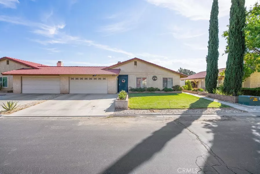 10335 Shahaptain AVE, Hesperia, CA 92345