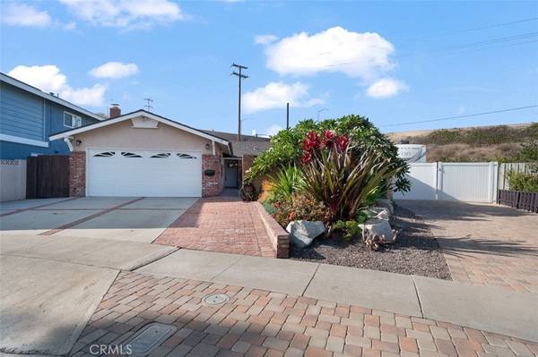 1178 Charleston ST, Costa Mesa, CA 92626