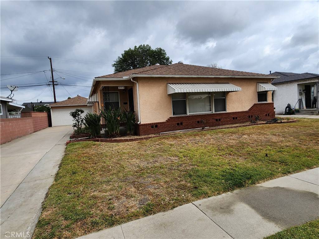 Bellflower, CA 90706,9713 Glandon ST