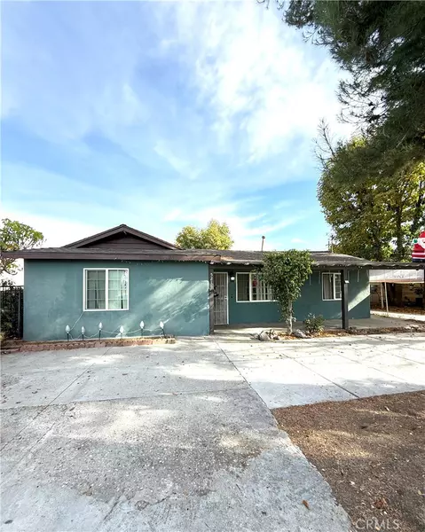 5216 N Roxburgh AVE, Azusa, CA 91702