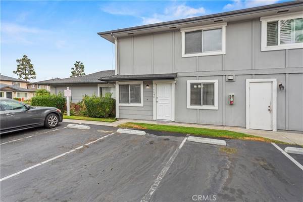 Huntington Beach, CA 92647,16684 Arbor CIR #110C