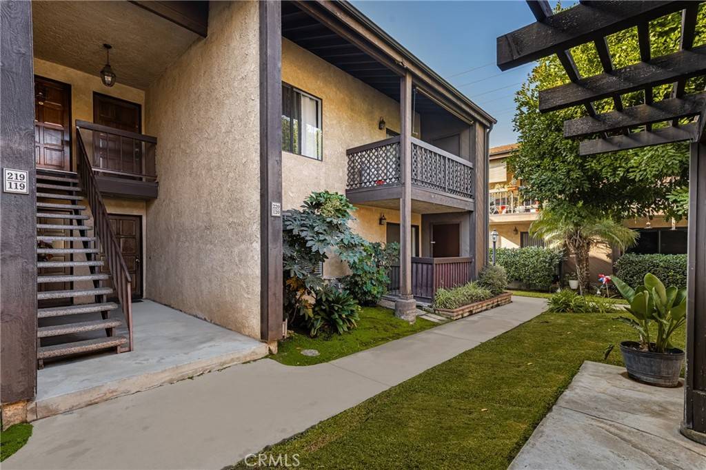 Duarte, CA 91010,1304 Mountain AVE #120