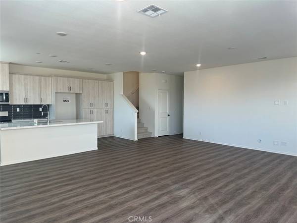 Ontario, CA 91761,4091 S Wildflax Paseo #174