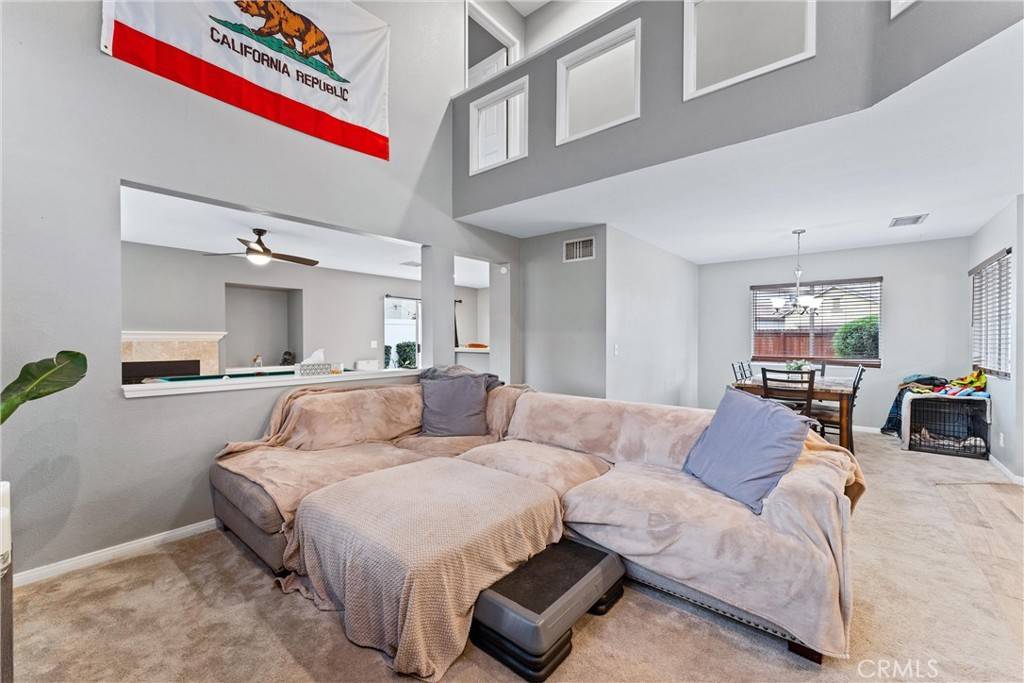 Corona, CA 92878,990 Primrose LN