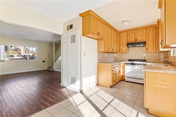 Long Beach, CA 90805,428 Mountain View