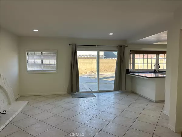 Westminster, CA 92683,15751 Grey Oaks ST