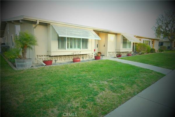 Seal Beach, CA 90740,13261 Del Monte DR #36D  M12