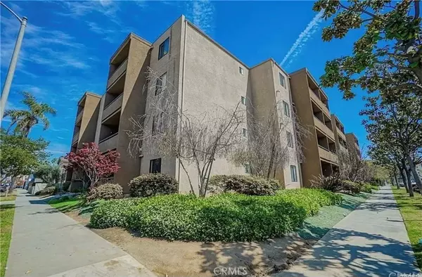 1450 Locust AVE #221, Long Beach, CA 90813