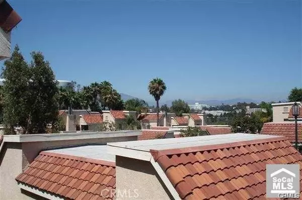 Laguna Niguel, CA 92677,28101 Mariposa #204