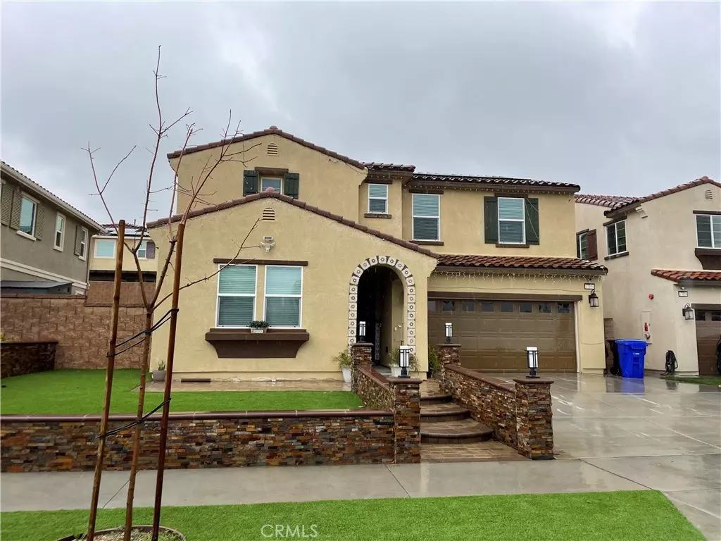 Fontana, CA 92336,17016 Red Tail LN