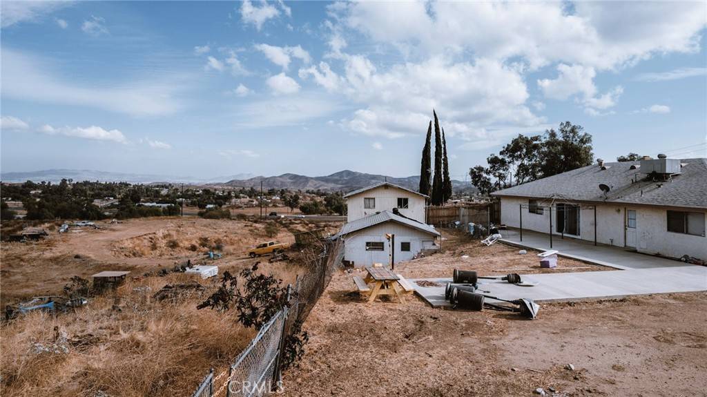 Perris, CA 92570,21145 Kimes LN