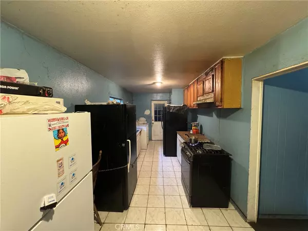 Santa Ana, CA 92704,2028 W Dahl LN