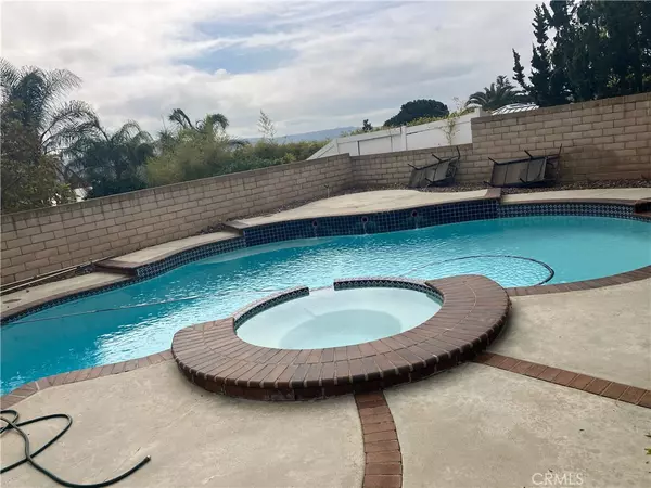 Yorba Linda, CA 92887,5571 Avenida Florencia