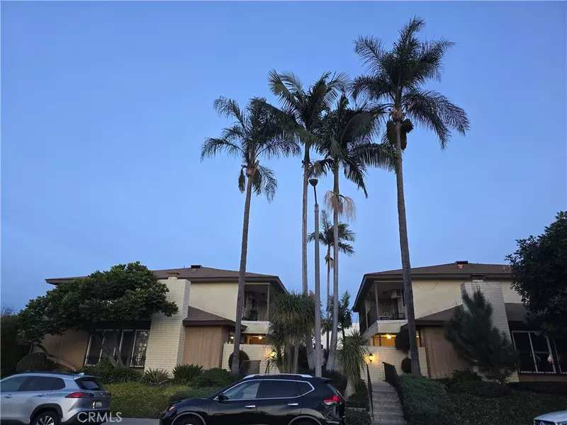 12310 La Pomelo RD, La Mirada, CA 90638