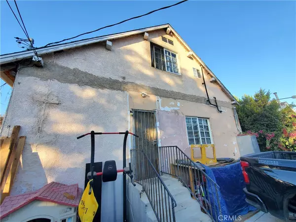 Los Angeles, CA 90011,686 E 42nd PL