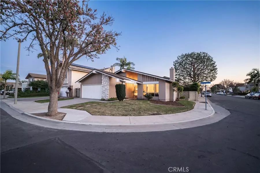 6322 Cantiles AVE, Cypress, CA 90630