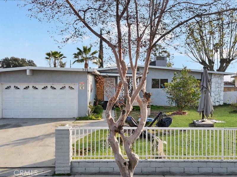 355 W Grove ST, Rialto, CA 92376