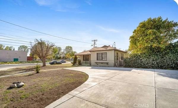 8503 Newcastle AVE, Northridge, CA 91325