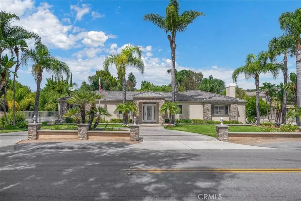 Yorba Linda, CA 92886,18991 Oriente Drive