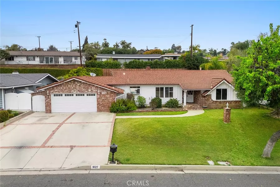 1027 Harmony LN, Fullerton, CA 92831