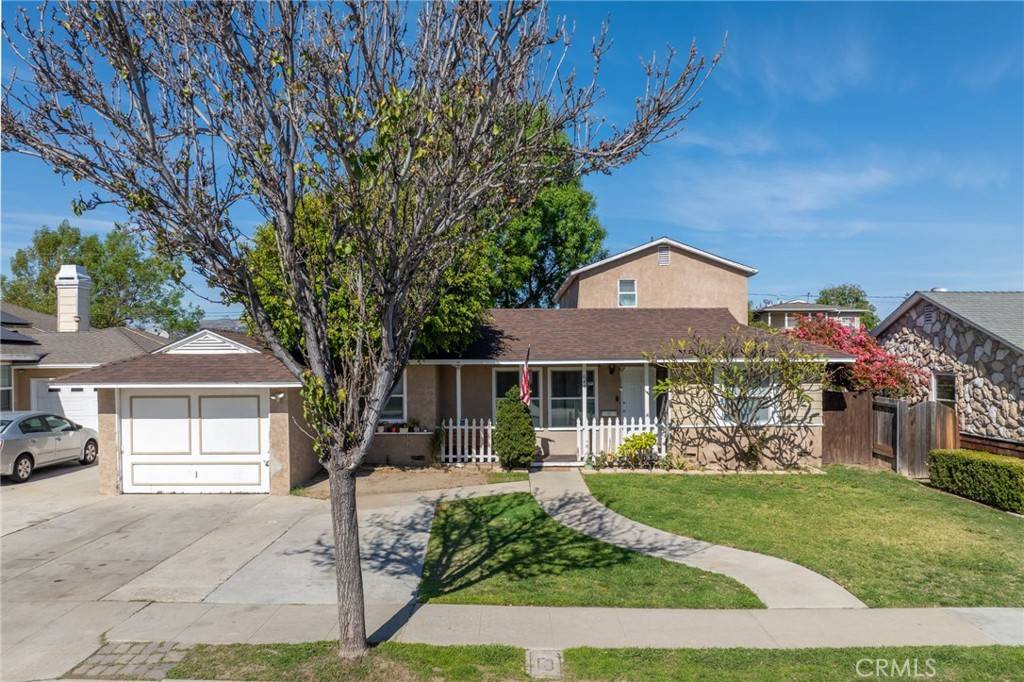 Brea, CA 92821,647 Magnolia AVE