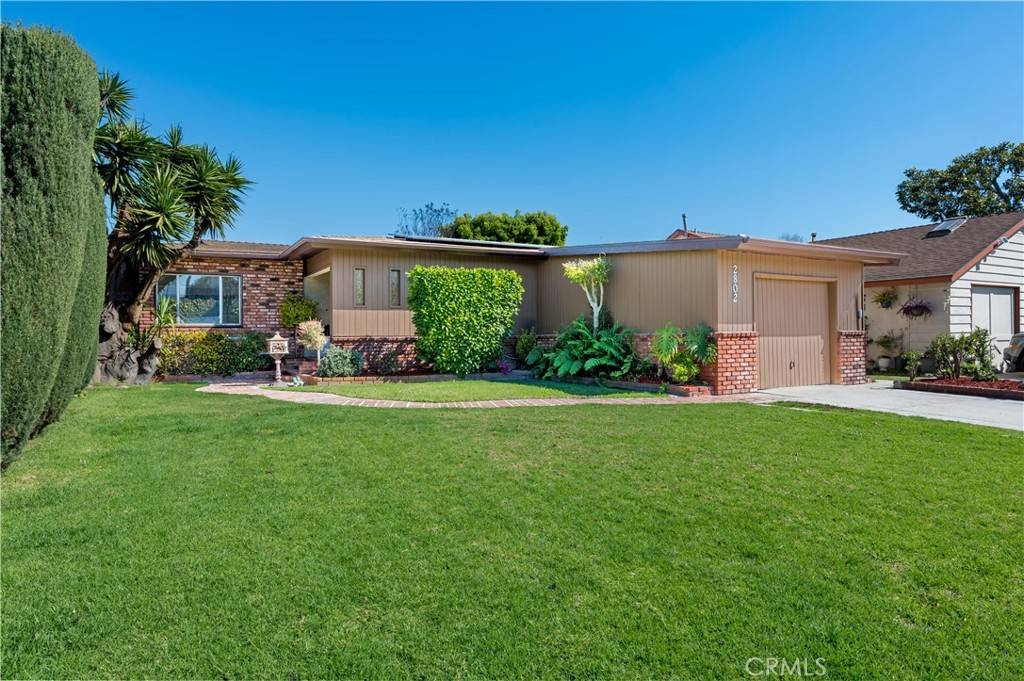 2802 Iroquois AVE, Long Beach, CA 90815