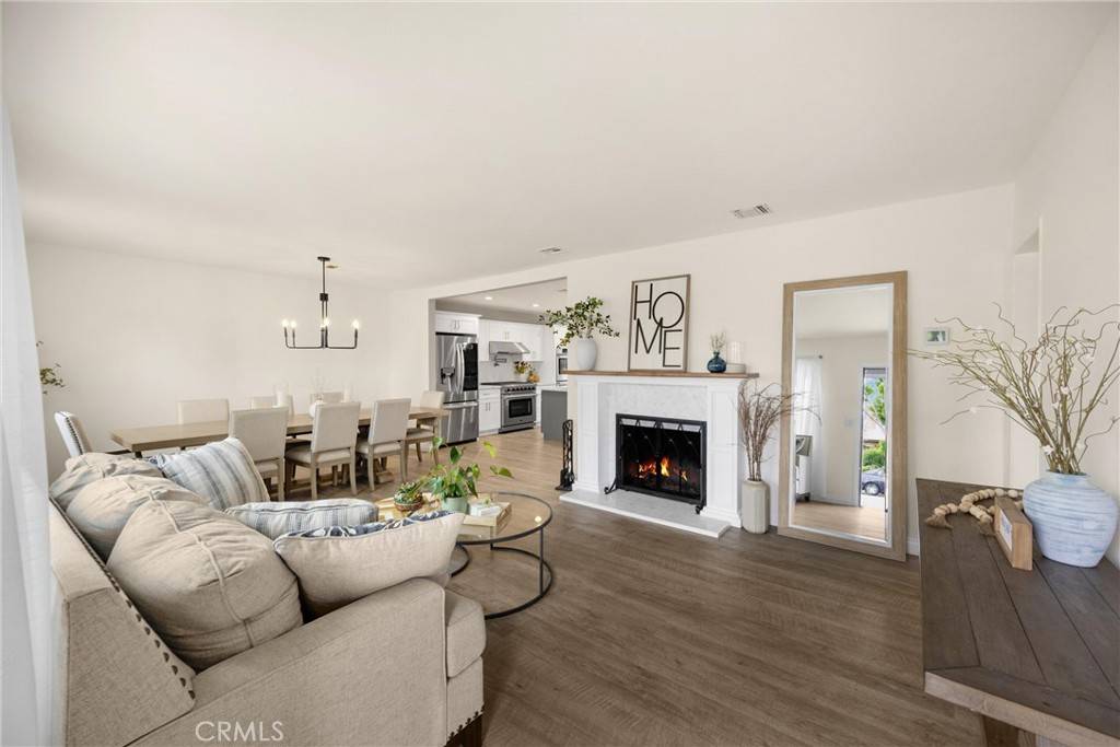 Fullerton, CA 92832,413 W Hill AVE
