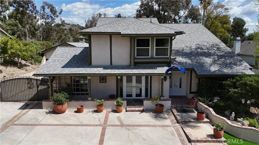 8356 Lakeside DR, Jurupa Valley, CA 92509
