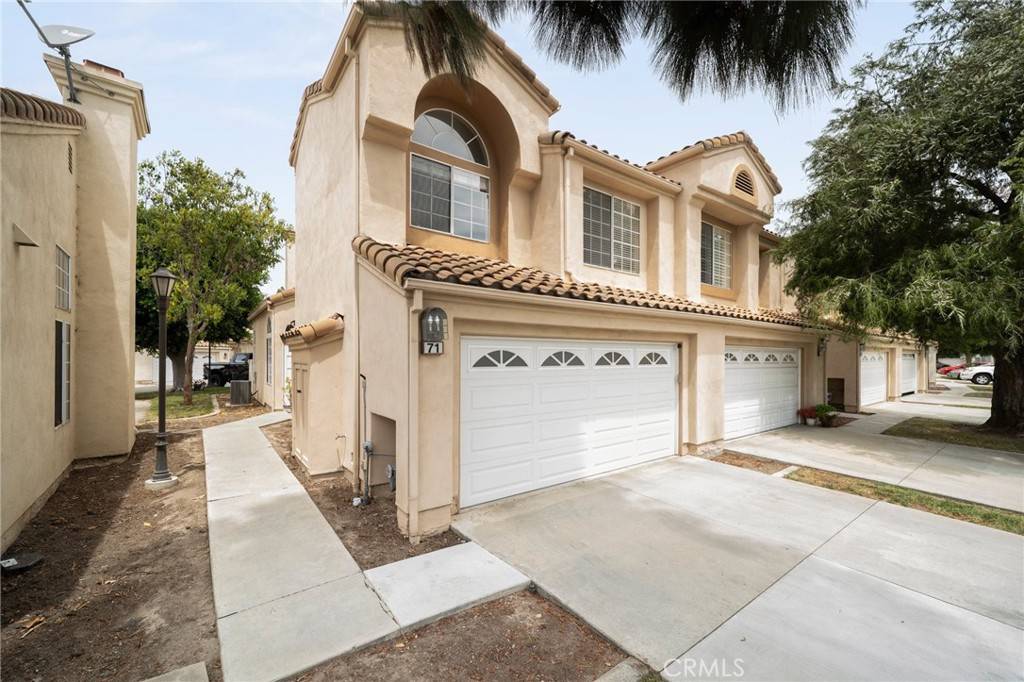 Irvine, CA 92614,71 Agostino