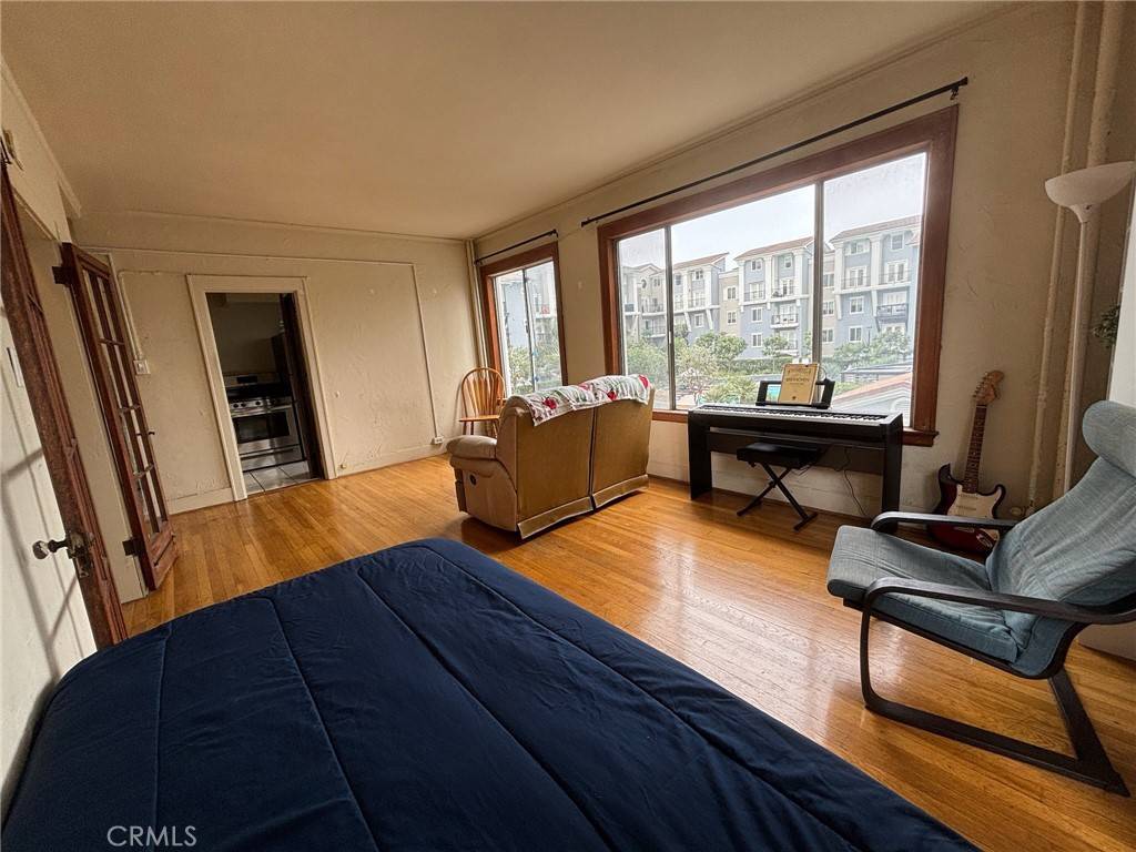 Long Beach, CA 90802,360 W Ocean BLVD #209