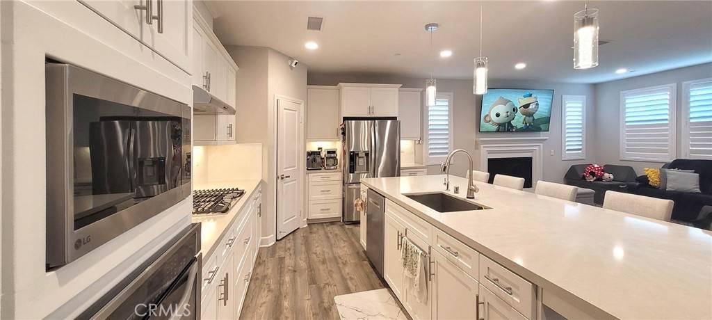 Anaheim Hills, CA 92807,252 N Dalton DR