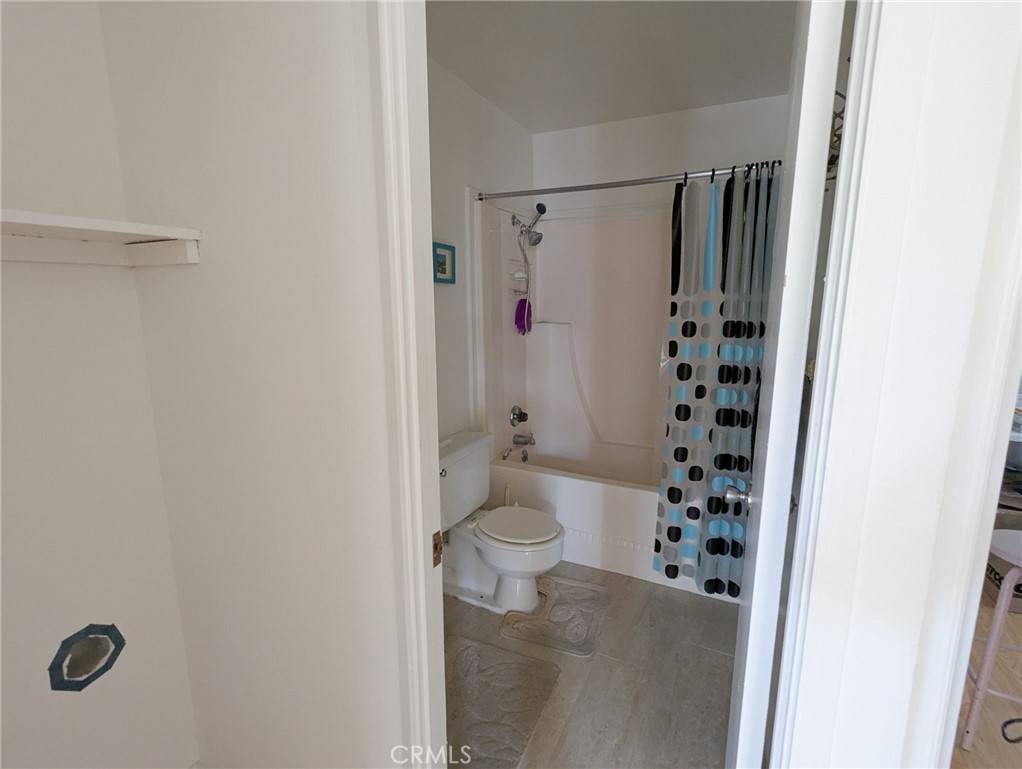 Orange, CA 92868,522 W Culver AVE W