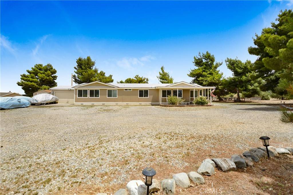 9657 Candy CT, Phelan, CA 92371