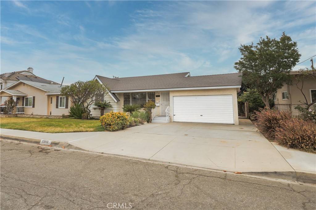 Artesia, CA 90701,17610 Roseton AVE