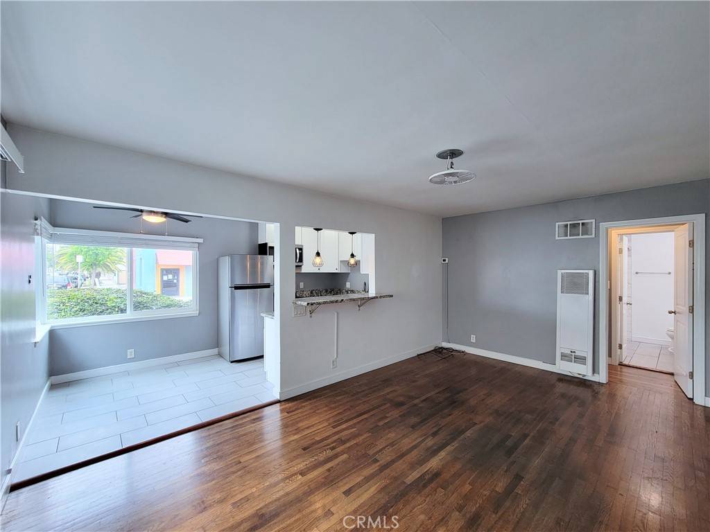 Long Beach, CA 90802,1280 E 4th ST #1