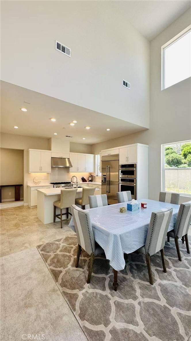 Lake Forest, CA 92630,151 Holliston