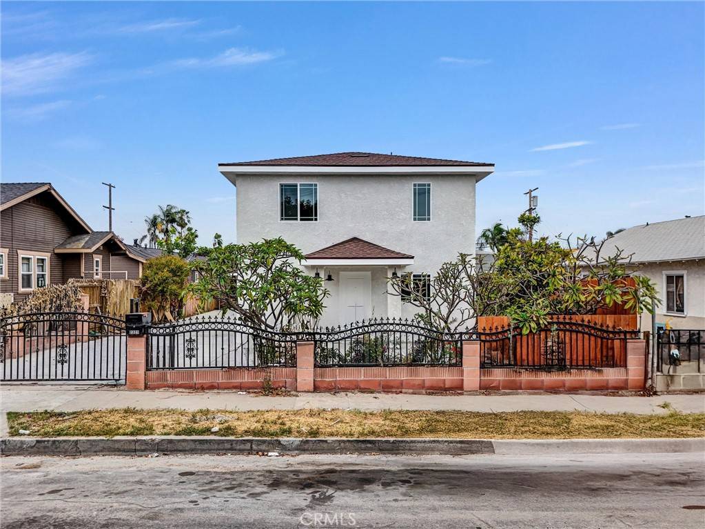 2321 Locust AVE, Long Beach, CA 90806