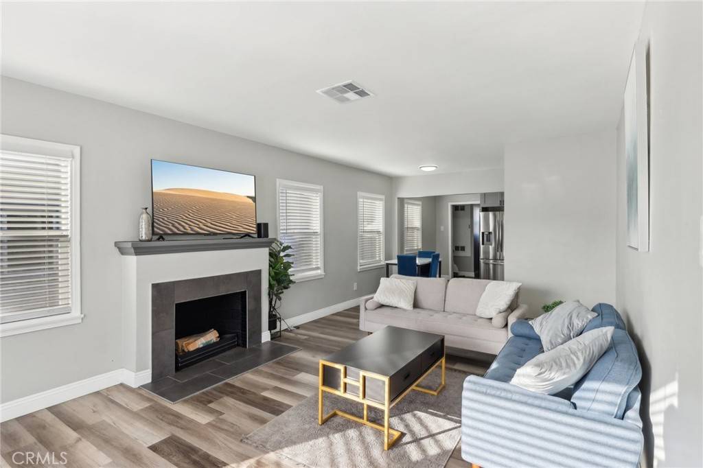 Redlands, CA 92374,821 Lombard DR