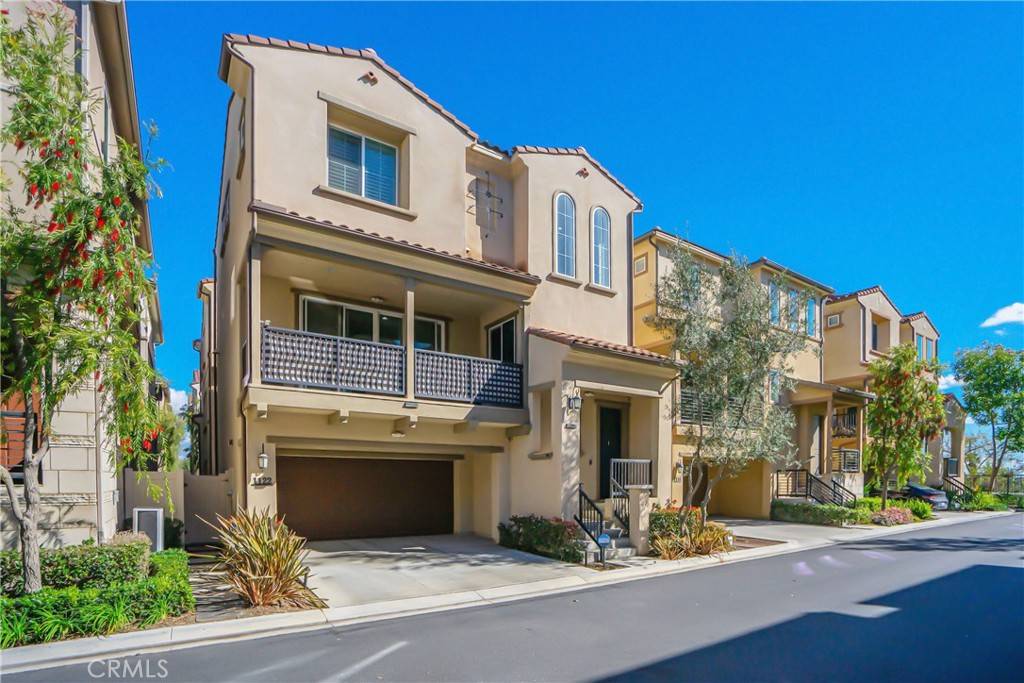 1122 Gardiner LN, Fullerton, CA 92833