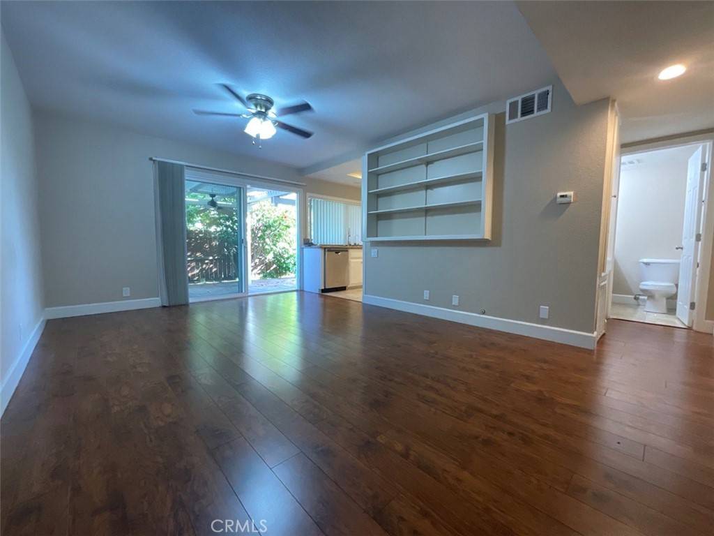 Buena Park, CA 90621,8198 Havasu CIR