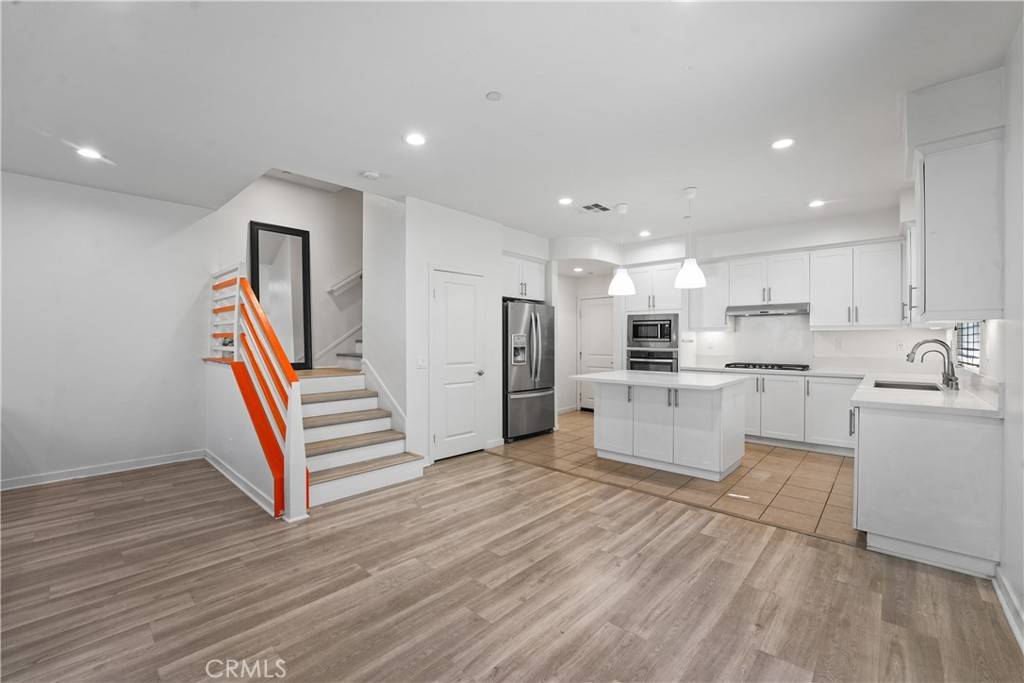 160 Terrapin, Irvine, CA 92618