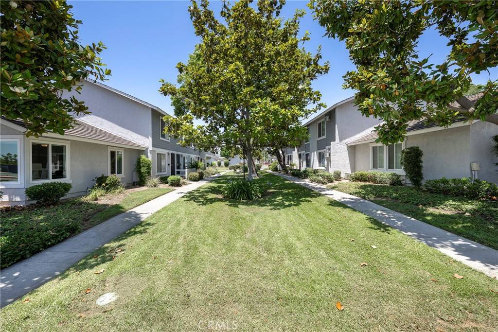 Placentia, CA 92870,2302 Cayuga AVE