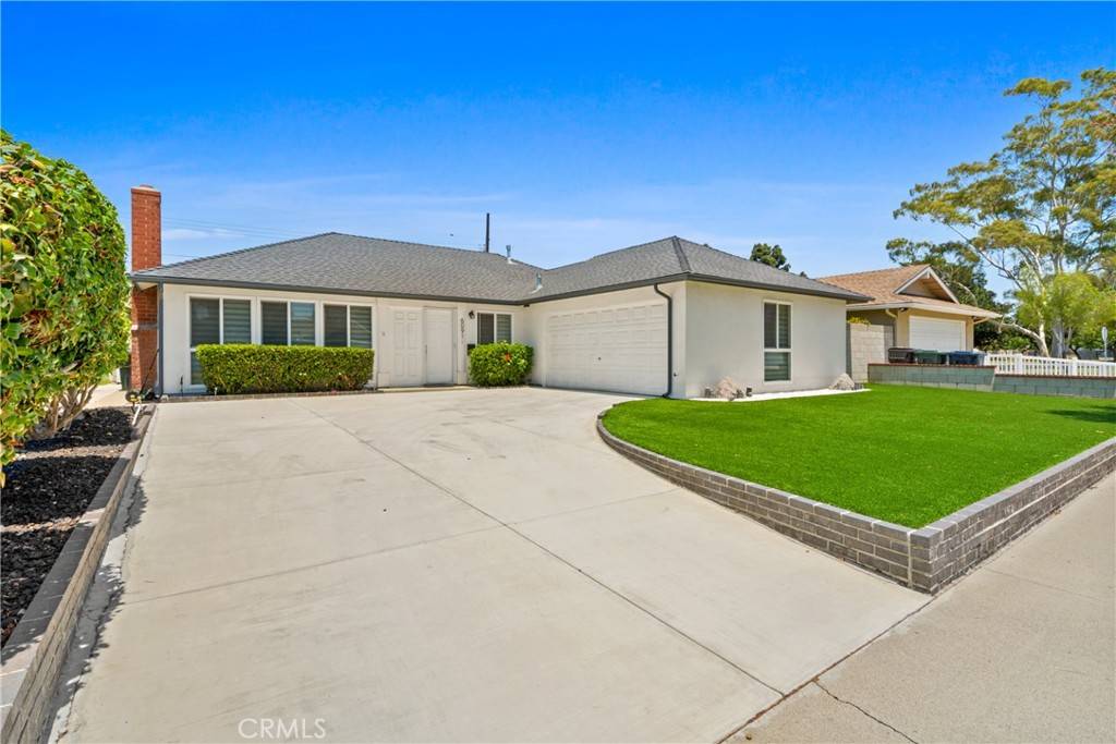 Huntington Beach, CA 92647,6091 Larchwood DR