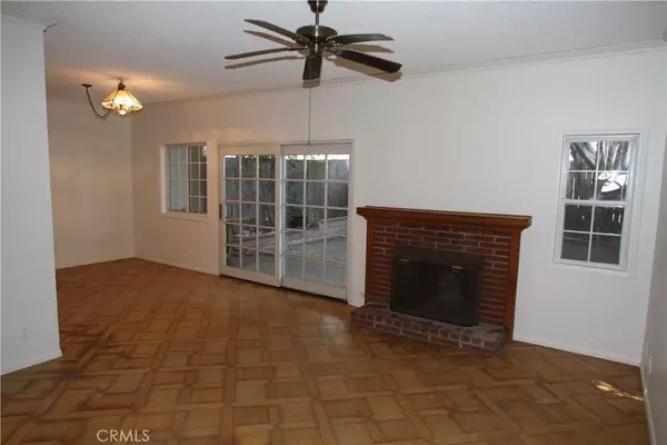 Costa Mesa, CA 92627,1003 Nancy LN #1003