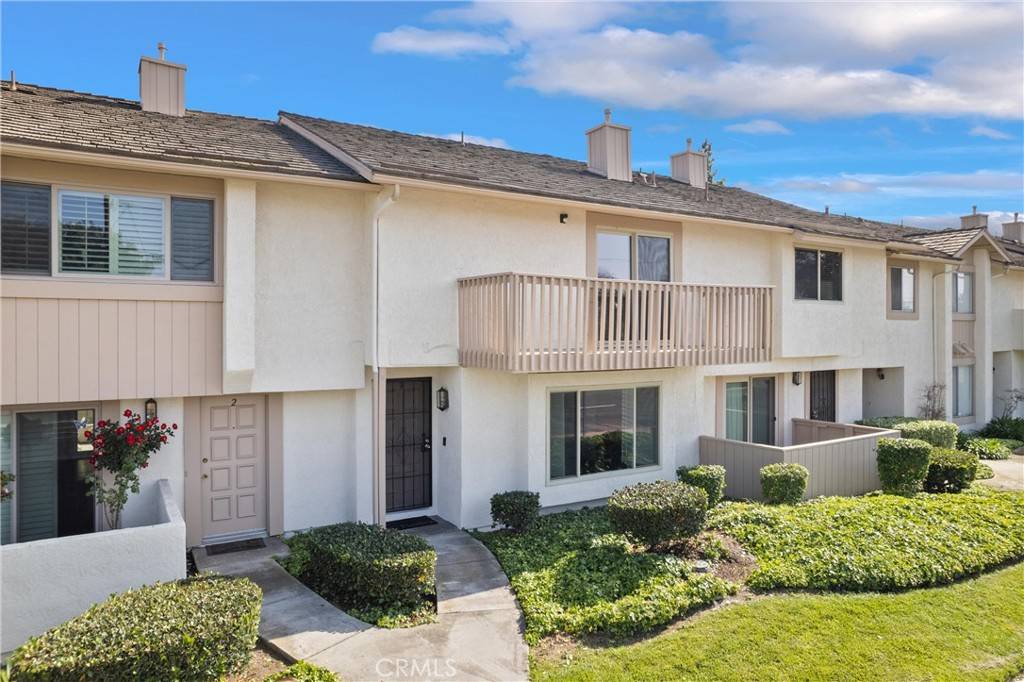11360 166th ST #3, Cerritos, CA 90703