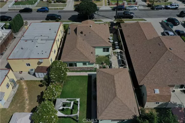 Bellflower, CA 90706,9338 Los Angeles ST