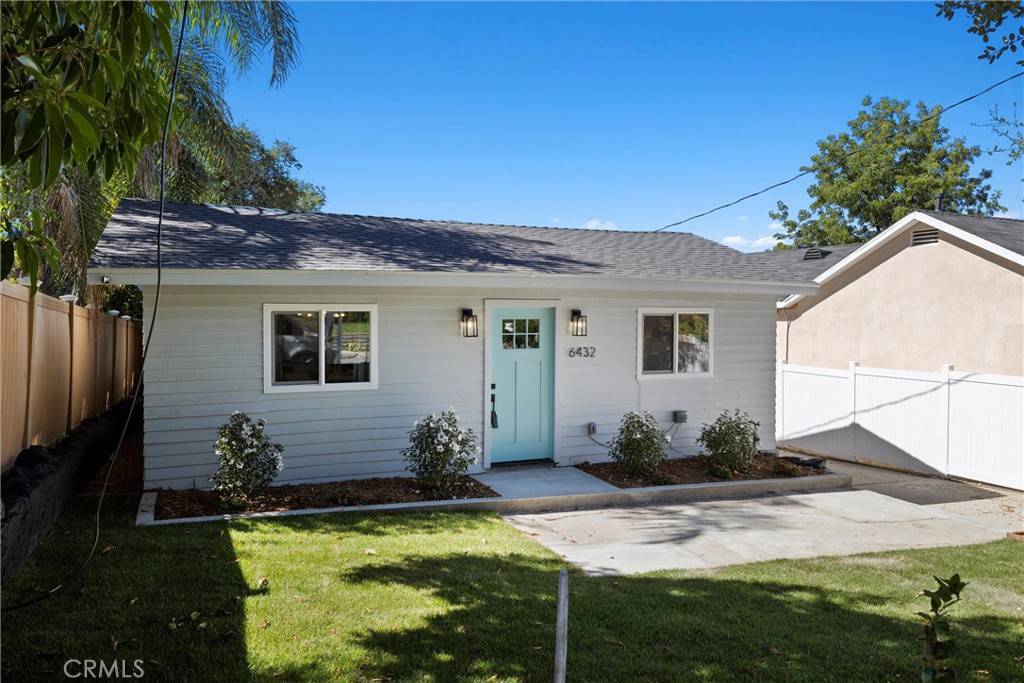 Tujunga, CA 91042,6432 Day ST