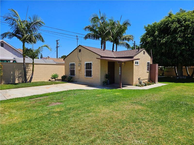 8808 Paseo ST, Paramount, CA 90723